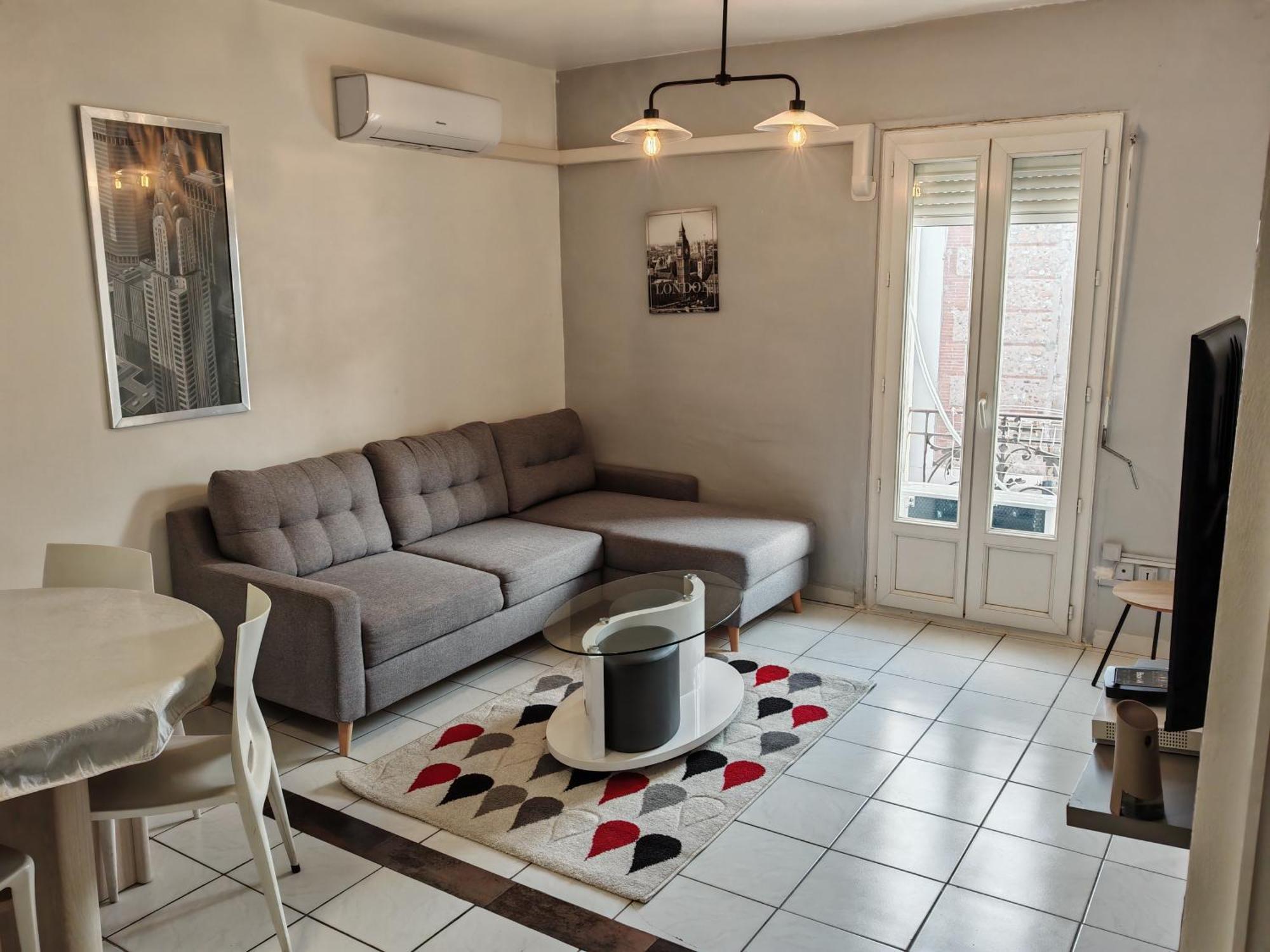 F1 200 Metre De La Gare Appartement Perpignan Buitenkant foto